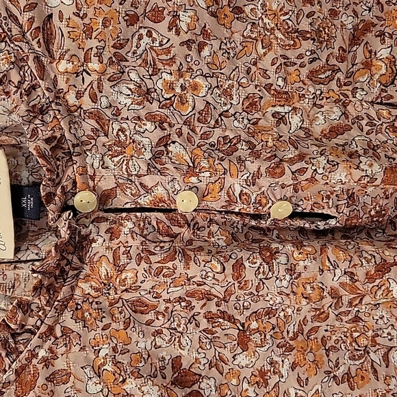 Peasant style Top by Universal Thread - Picture 2 of 10